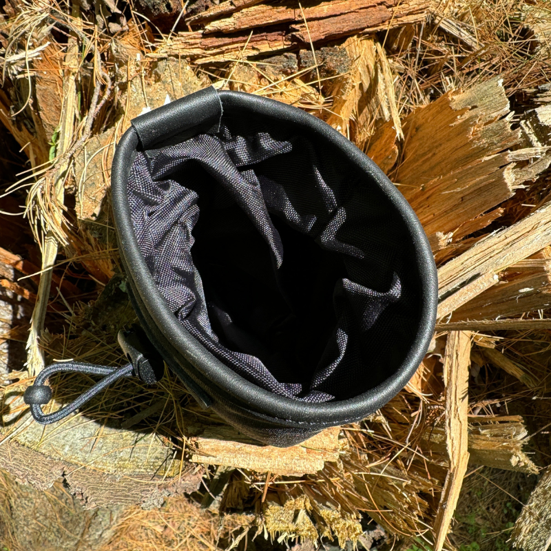 The Featherlite Treat Pouch 